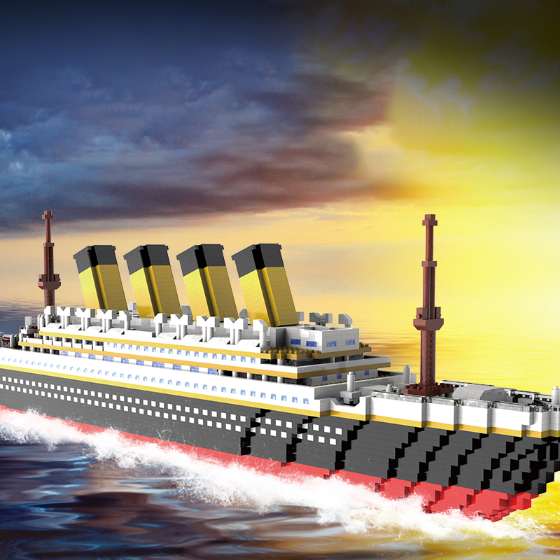 Science Olympiad - Titanic building block assembly toy giant